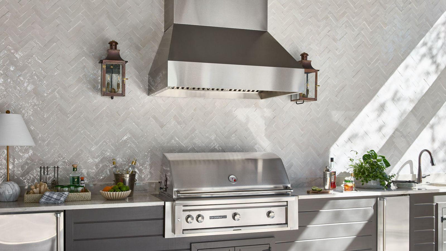 Lynx L701PSRNG 42" Sedona Built-In Grill With Rotisserie, 1 Prosear Infrared Burner And 2 Stainless Steel Burners (L701Psr)