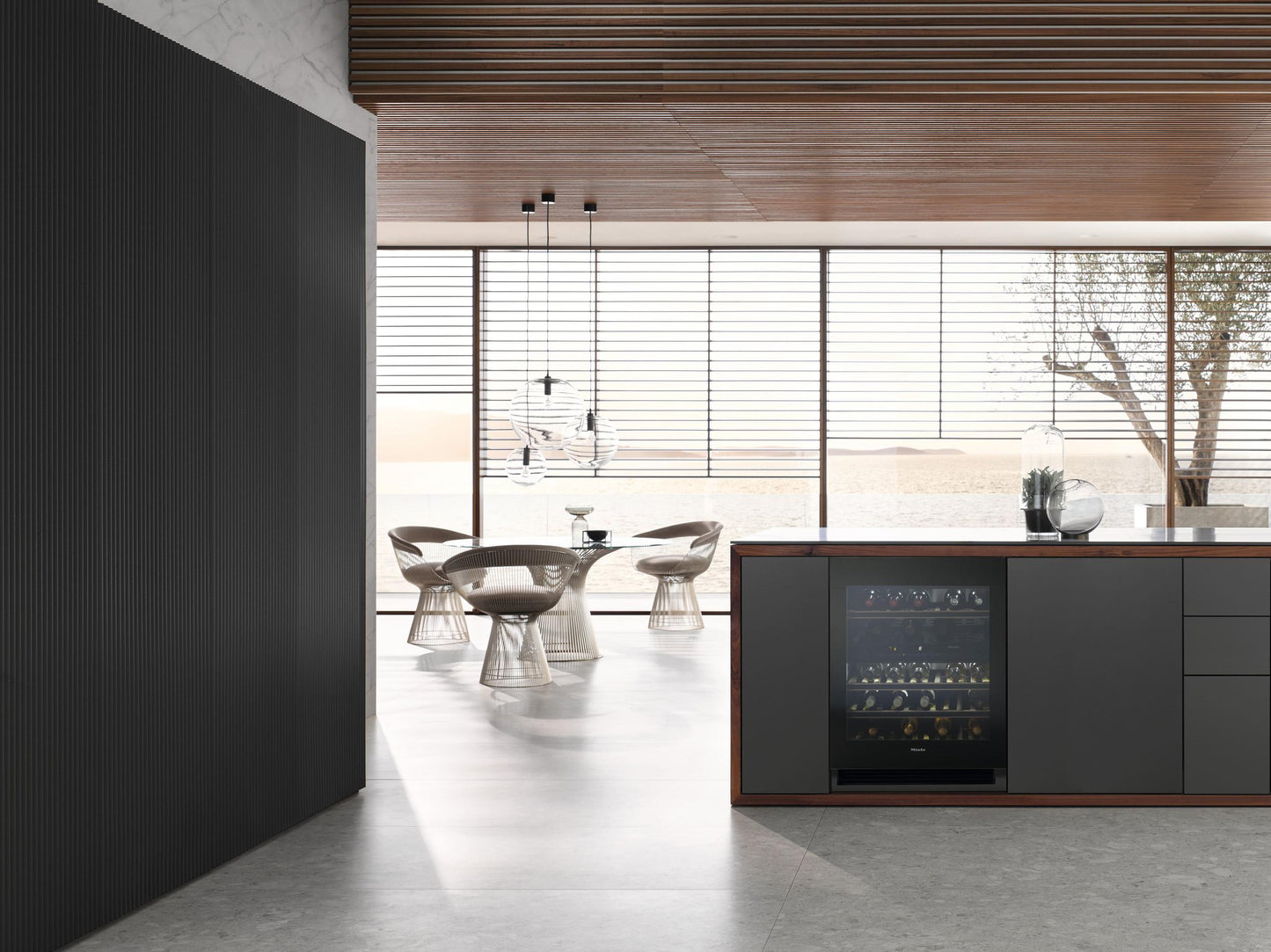 Miele KWT6322UGOB Kwt 6322 Ug Obsidian Black Glass - Built-Under Wine Storage Unit With Flexiframe And Push2Open For Greater Versatility And Top-Quality Design.