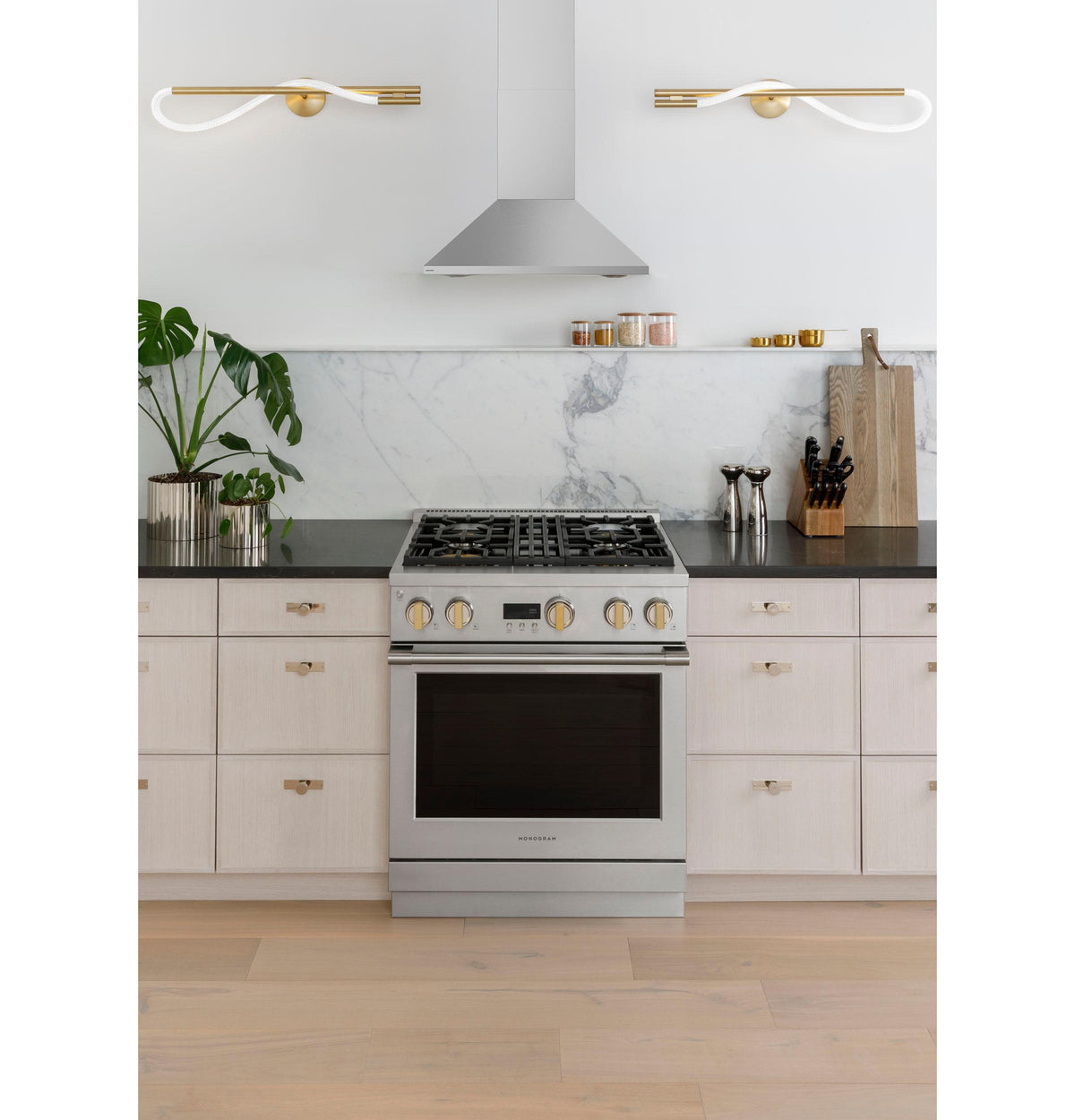 Monogram ZVWS301SZSS Monogram 30" Wall-Mounted Pyramid Chimney Vent Hood With Air Quality Sensors