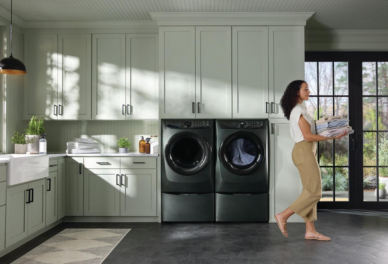 Electrolux ELFE7738AA Electrolux Front Load Perfect Steam™ Electric Dryer With Balanced Dry™ And Instant Refresh - 8.0 Cu. Ft.