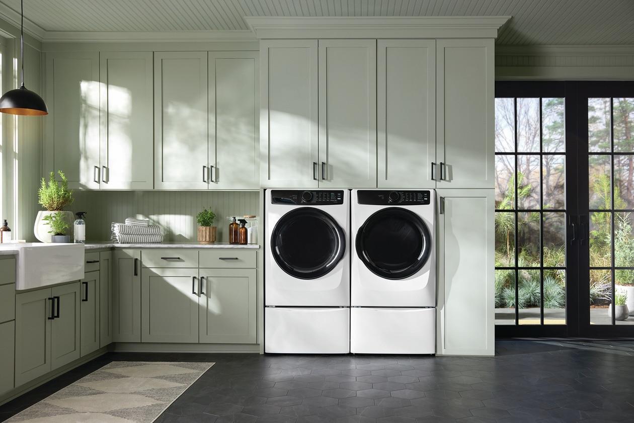 Electrolux ELFW7738AW Electrolux Front Load Perfect Steam™ Washer With Luxcare® Plus Wash And Smartboost® - 4.5 Cu. Ft.