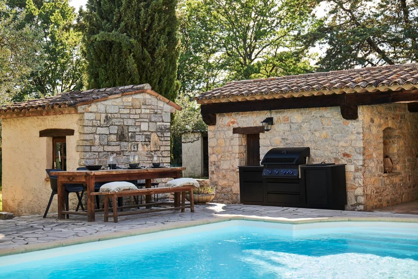 Napoleon Bbq ODK301BIG32RBNMK1 Oasis 301 Outdoor Kitchen, Built-In 700 Series 32 With Soft Close Doors , Natural Gas, Matte/Matt Black