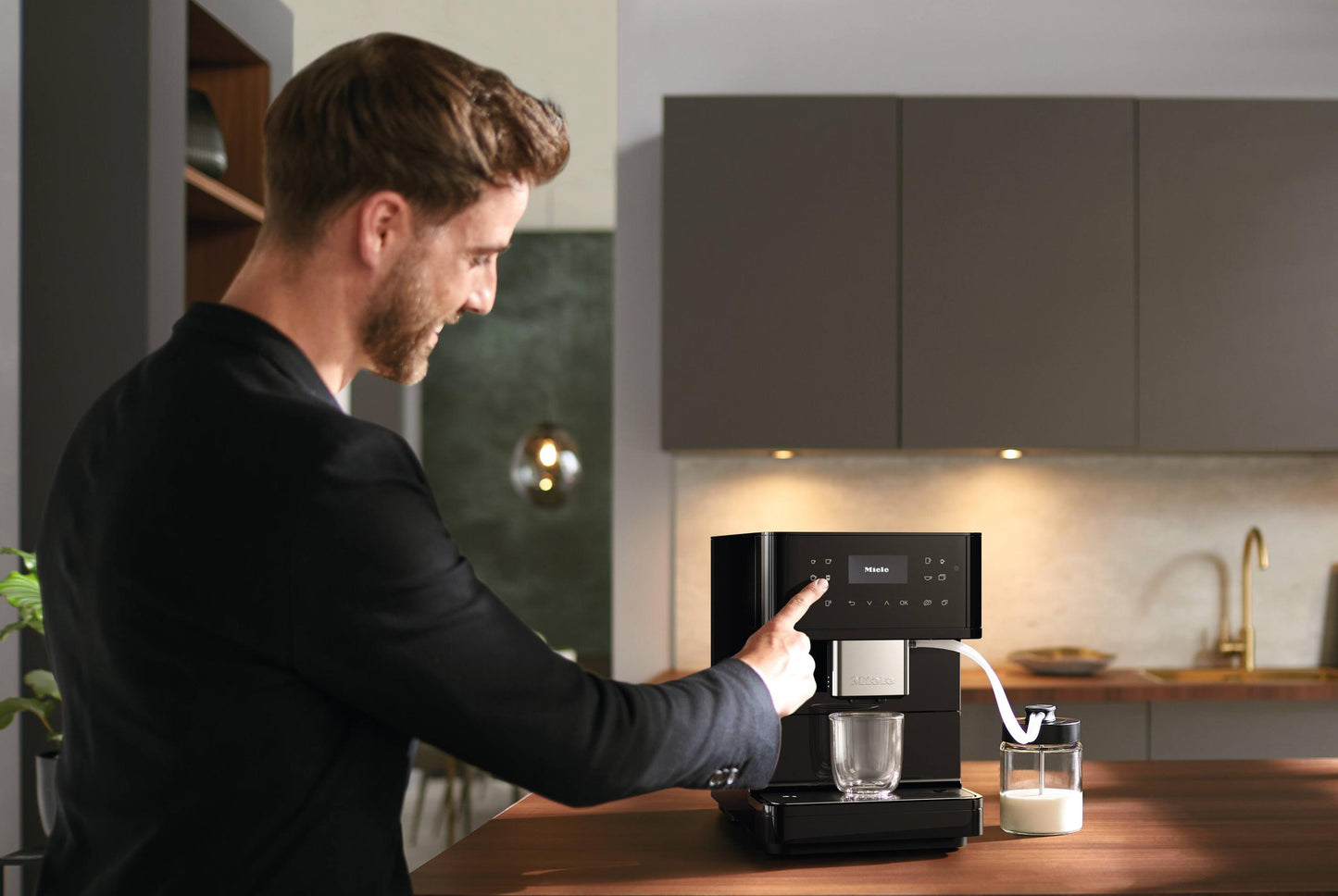 Miele CM6160OB Cm 6160 Milkperfection Obsidian Black - Countertop Coffee Machine With Wifi Conn@Ct And A Wide Selection Of Specialty Coffees For Maximum Freedom.