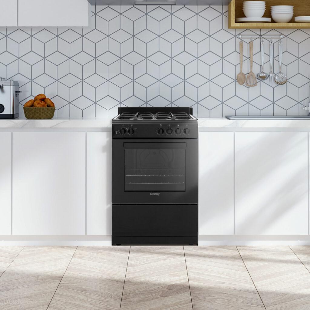 Danby DR24V1BGLP Danby 24" Wide Gas Range In Black