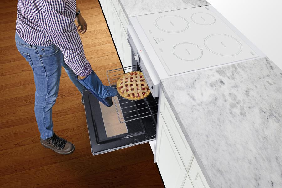 Summit WEM665W 24" Wide Induction Range