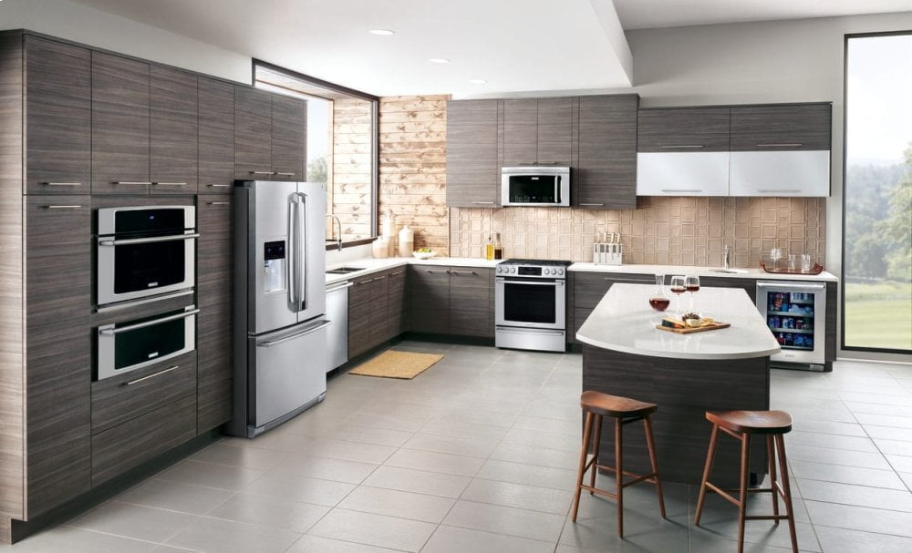 Electrolux EI30GF45QS 30'' Gas Front Control Freestanding Range