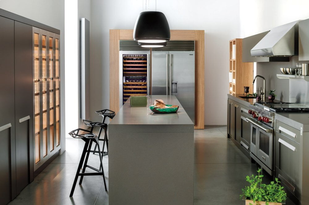 Sub-Zero BI42SDSTH 42" Classic Side-By-Side Refrigerator/Freezer With Dispenser