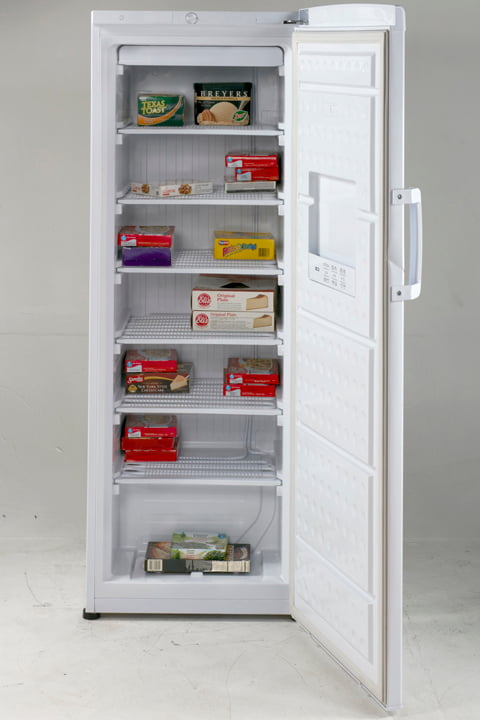 Avanti VF93Q0W 9.3 Cu. Ft. Vertical Freezer - White