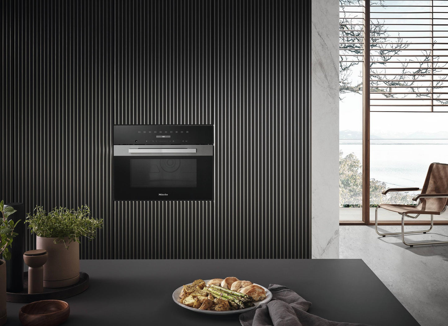 Miele M7240TCAMCLEANTOUCHSTEEL M 7240 Tc Am - Built-In Microwave Oven, 24" Width In A Design That Is The Perfect Complement With Controls On The Top.