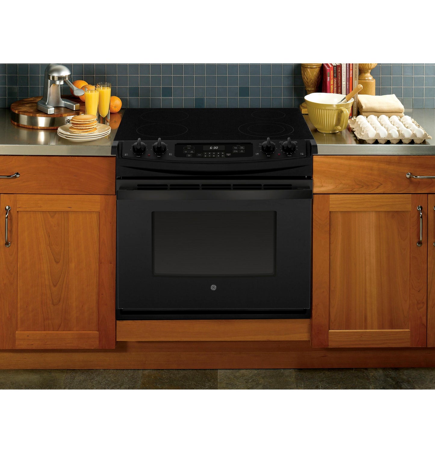 Ge Appliances JD630DTBB Ge® 30" Drop-In Electric Range