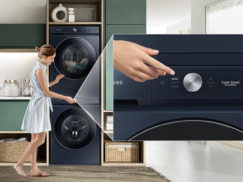 Samsung SKK9ALD Bespoke Heat Pump Stacking And Multicontrol™ Combo Kit In Brushed Navy