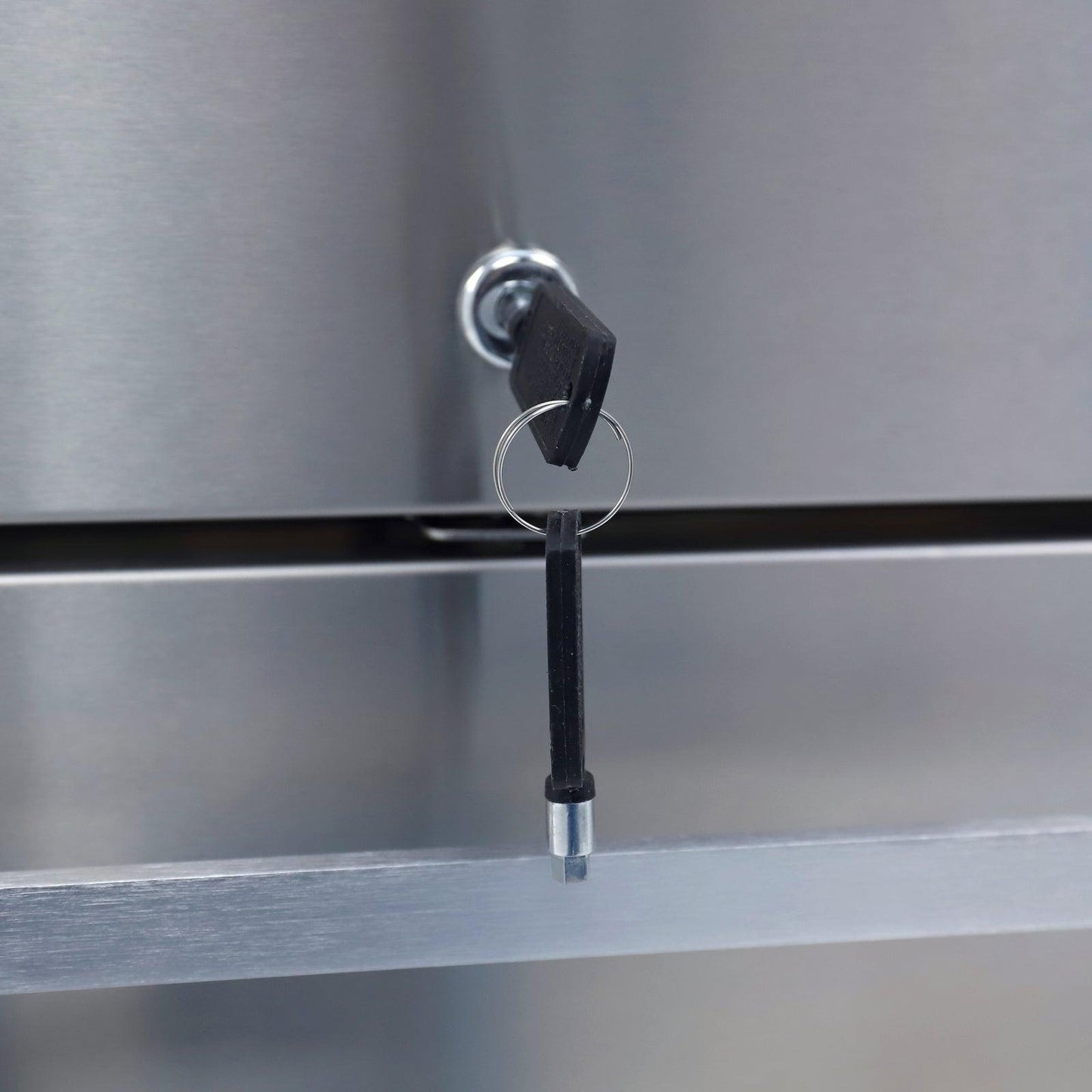 Avanti OR525U5D 5.2 Cu. Ft. Elite Series Outdoor Refrigerator Dual Drawer