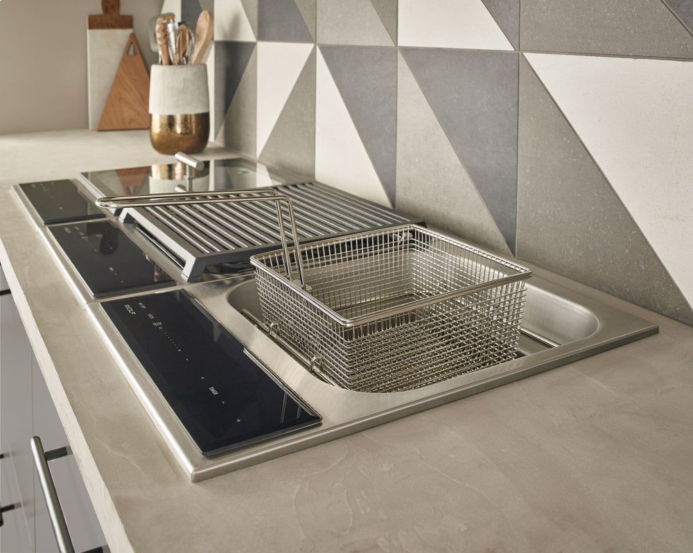 Wolf FM15TFS 15" Transitional Fryer Module