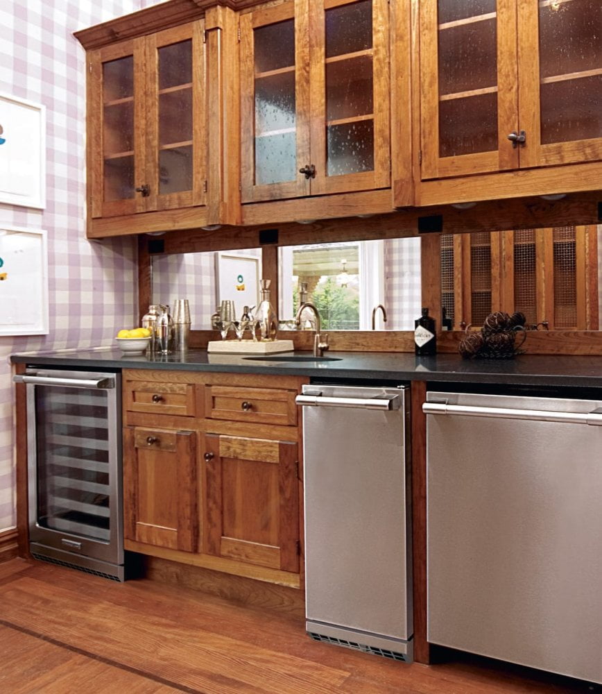 Electrolux UR15IM20RS 15'' Ice Maker With Right Hinge Door