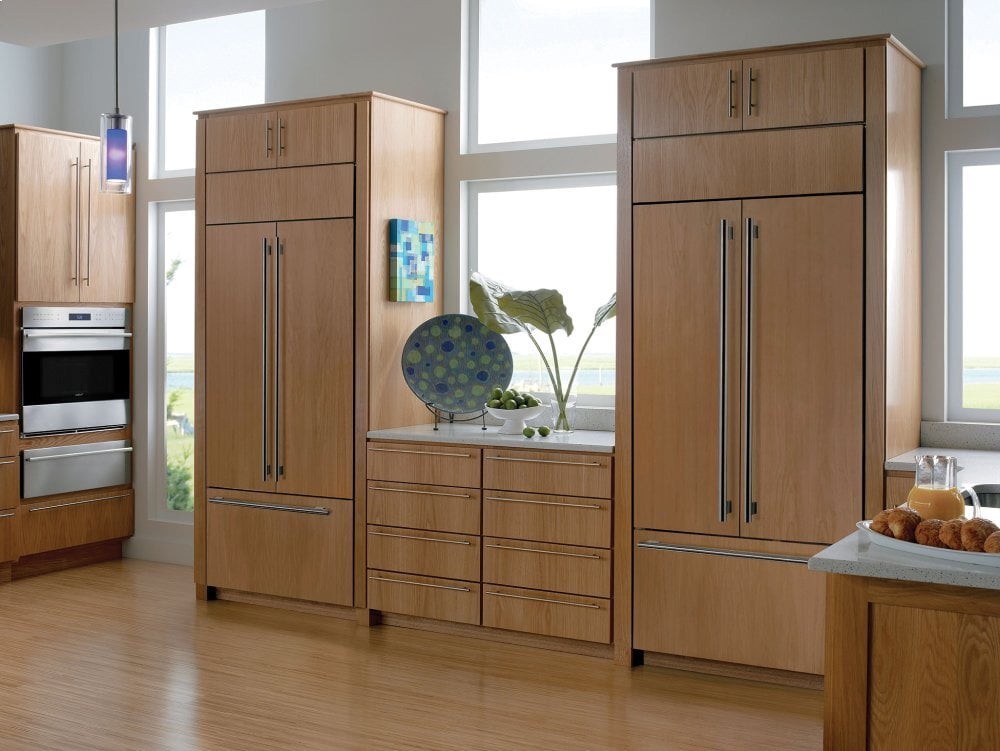 Sub-Zero BI36UFDIDO 36" Classic French Door Refrigerator/Freezer With Internal Dispenser - Panel Ready