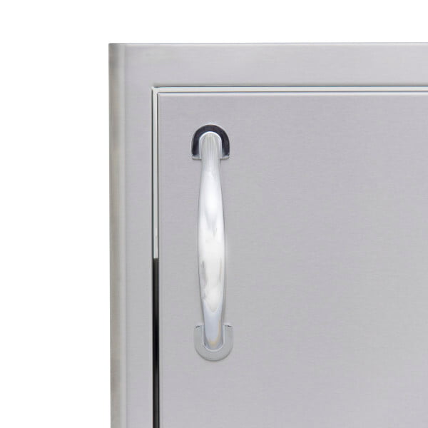 Blaze Grills BLZSV1420R Blaze 18-Inch Single Access Door - Vertical - Right Hand