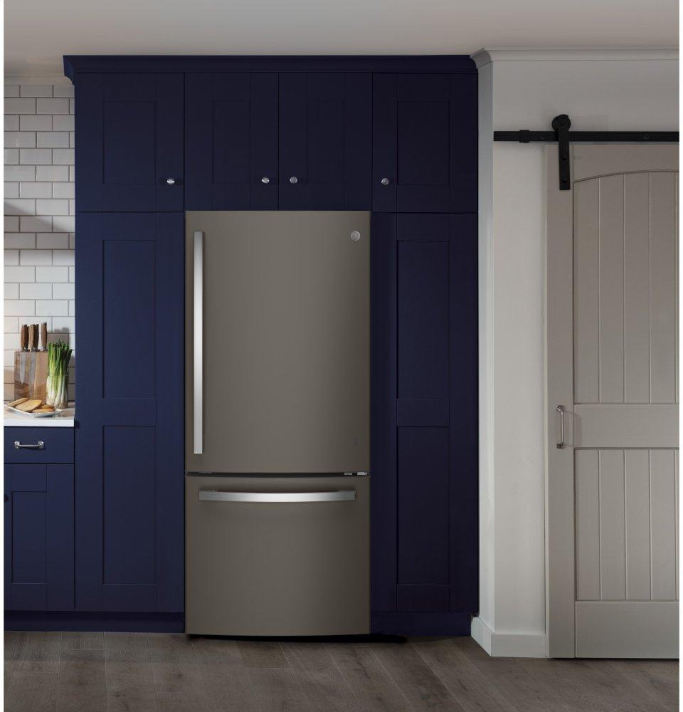 Ge Appliances GDE21EMKES Ge® Energy Star® 21.0 Cu. Ft. Bottom-Freezer Refrigerator
