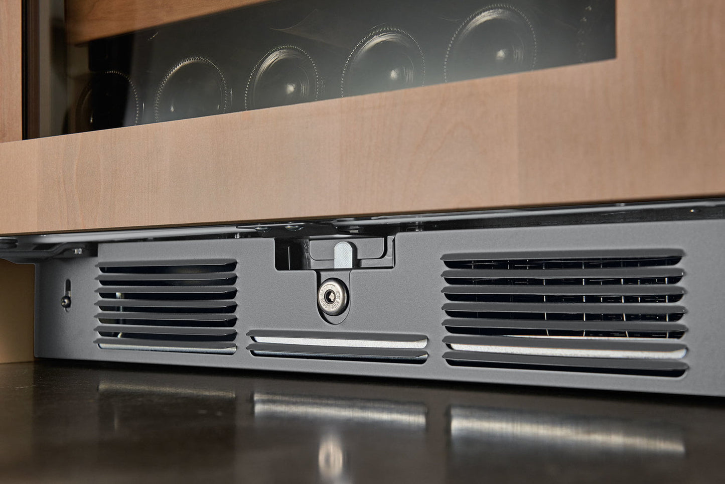 Sub-Zero 7030801 Undercounter Silver Kickplate