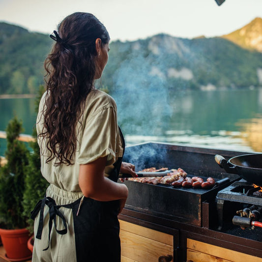 The Differences Between Charcoal vs. Propane Gas Grills