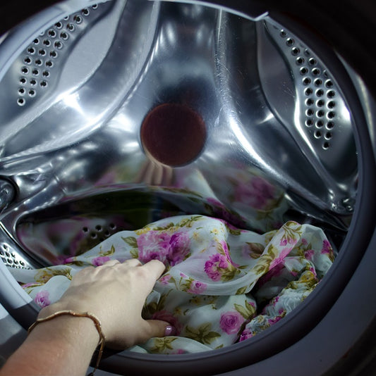 What Happens When Your Clothes Are Washed at the Wrong Temperature?