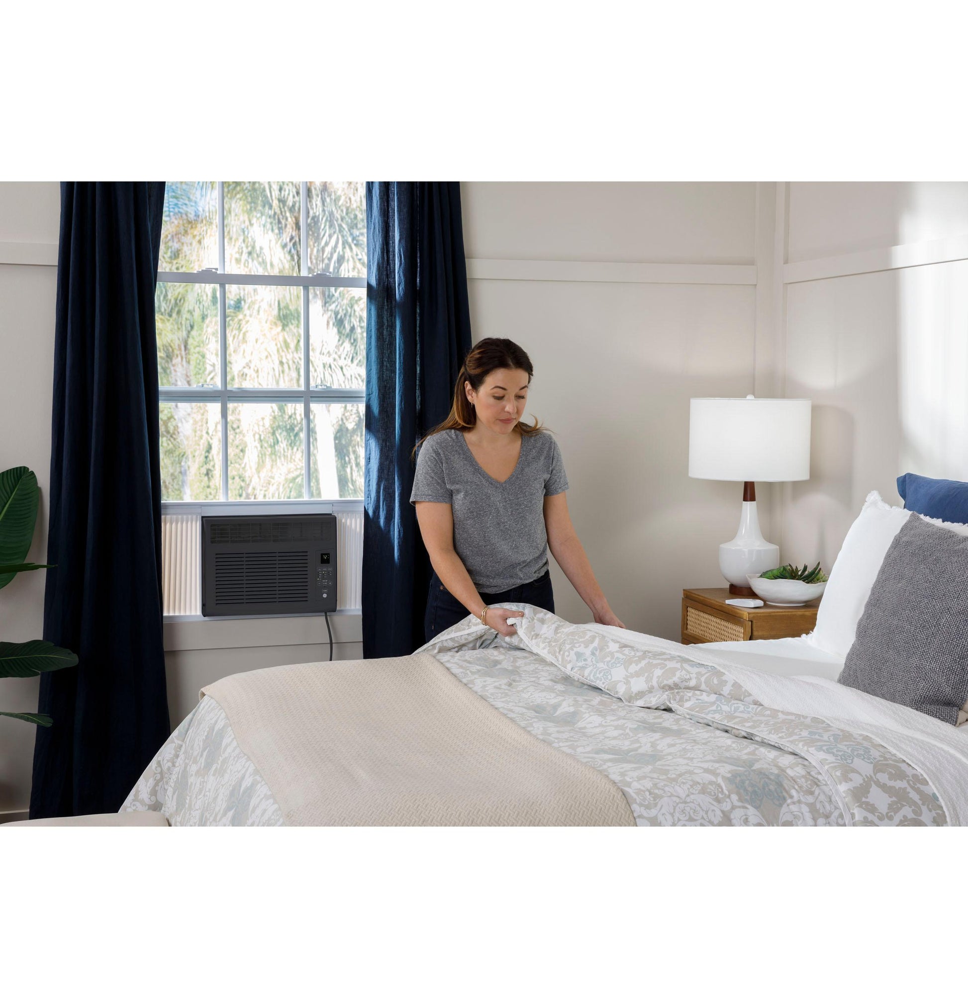 Ge Appliances AHEF06BC Ge® 6,000 Btu Electronic Window Air Conditioner For Small Rooms Up To 250 Sq Ft., Black