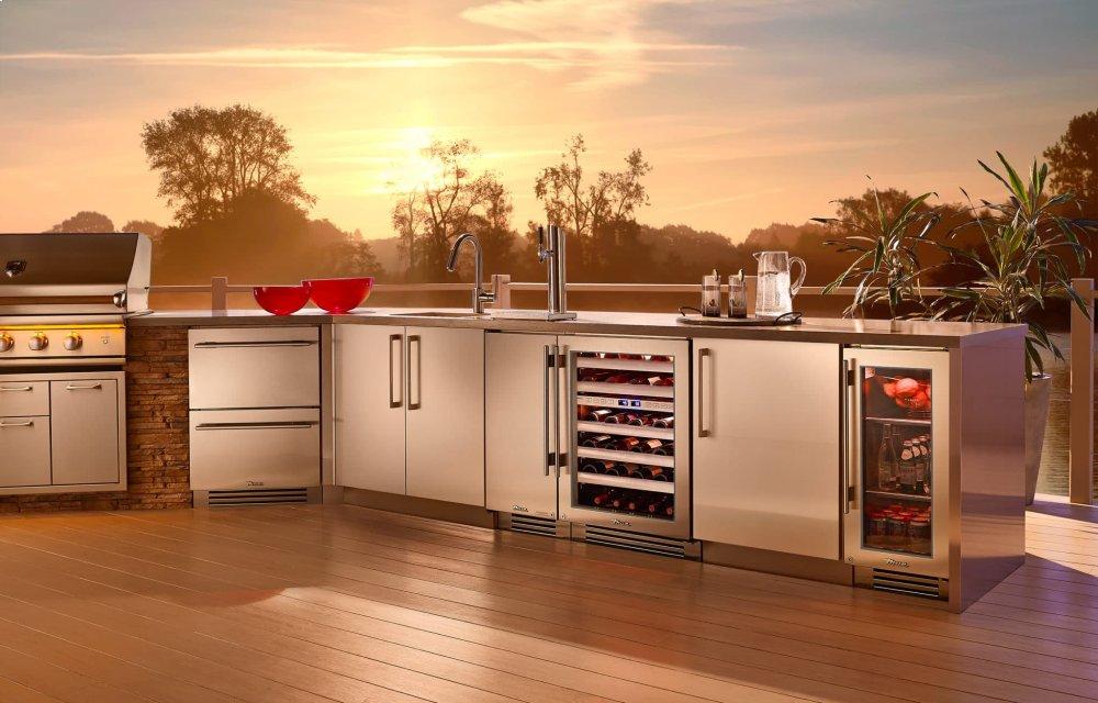 True Residential TUR24DDLSSC 24 Inch Dual Tap Solid Stainless Door Left Hinge Undercounter Beverage Dispenser