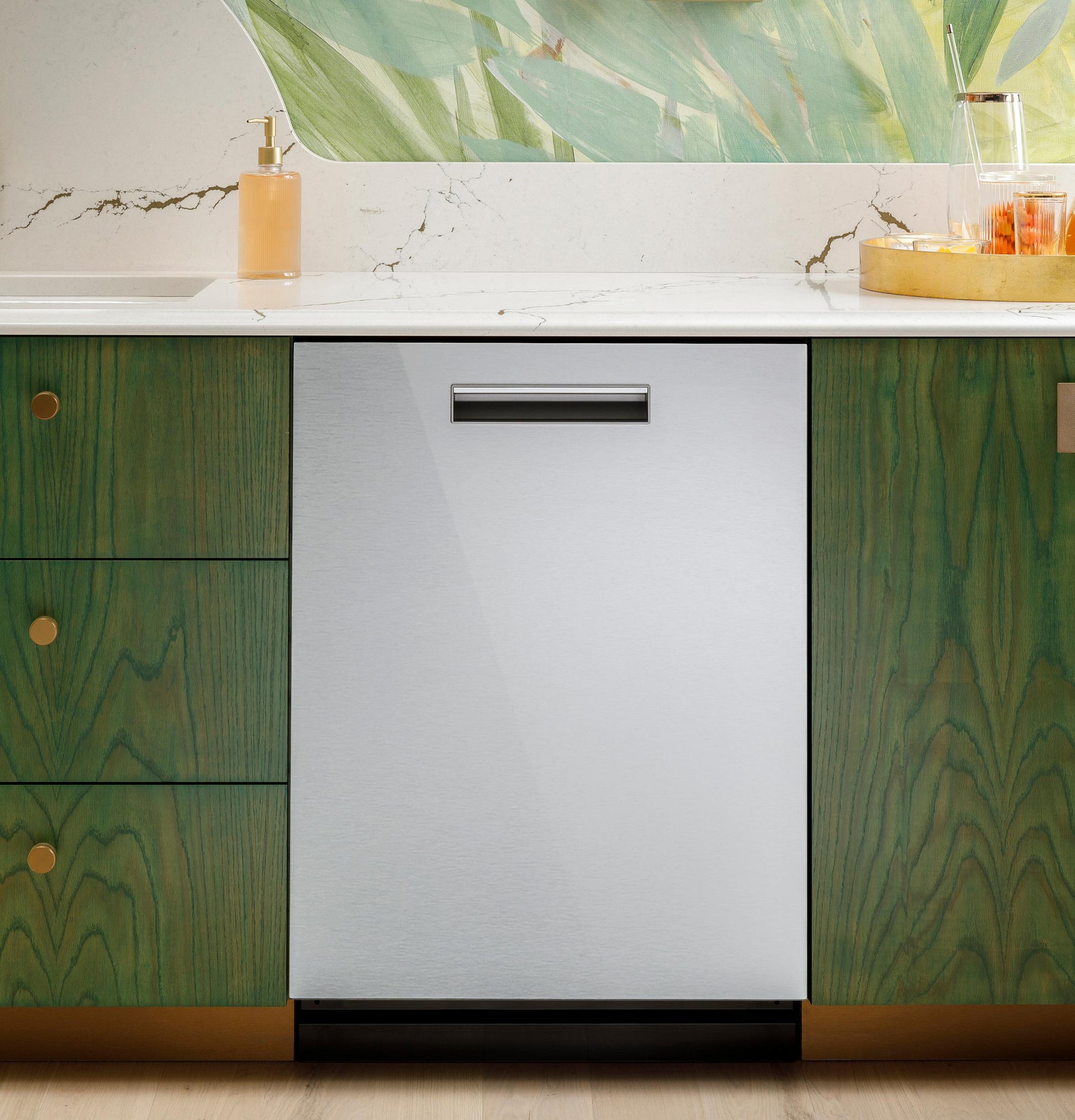 Cafe CDP888M5VS5 Café&#8482; Customfit Energy Star Stainless Interior Smart Dishwasher With Ultra Wash Top Rack And Dual Convection Ultra Dry, Led Lights, 39 Dba In Platinum Glass