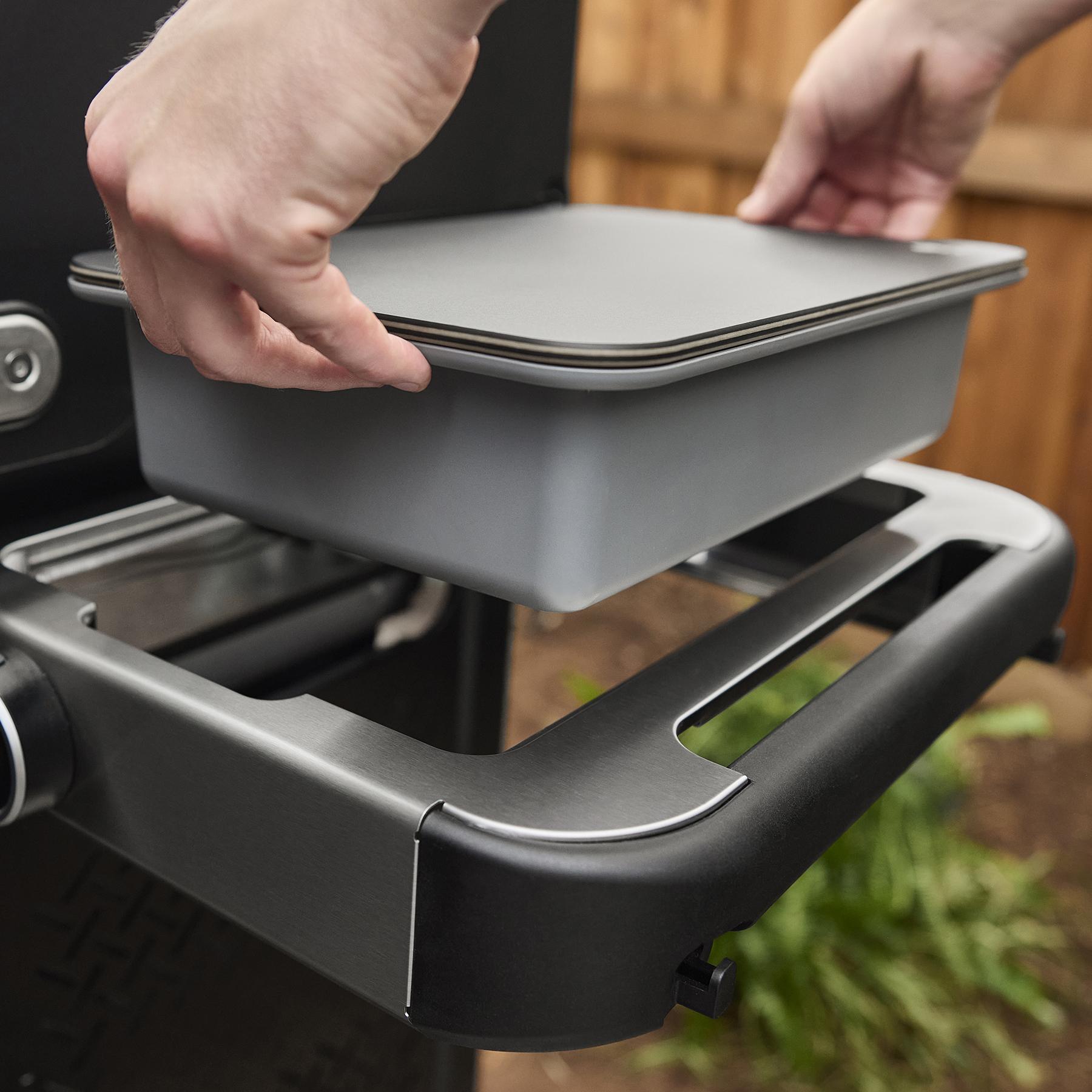 Weber 1500786 Spirit® Ep-435 Gas Grill (Liquid Propane) - Black