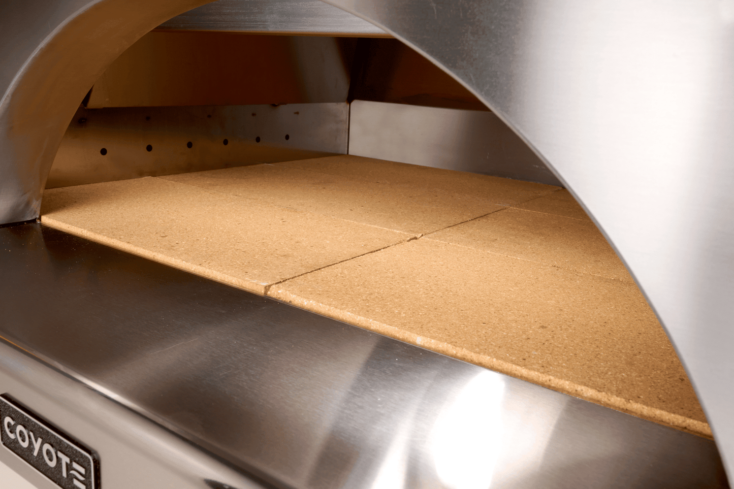 Coyote C1PZ30WC Wood-Fired Pizza Oven Copper