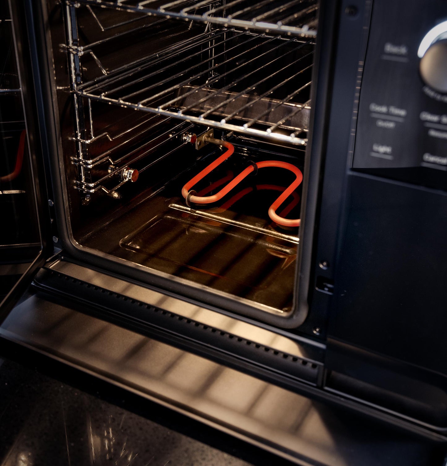 Ge Appliances P9SBAAS6VBB Ge Profile™ Smart Indoor Smoker