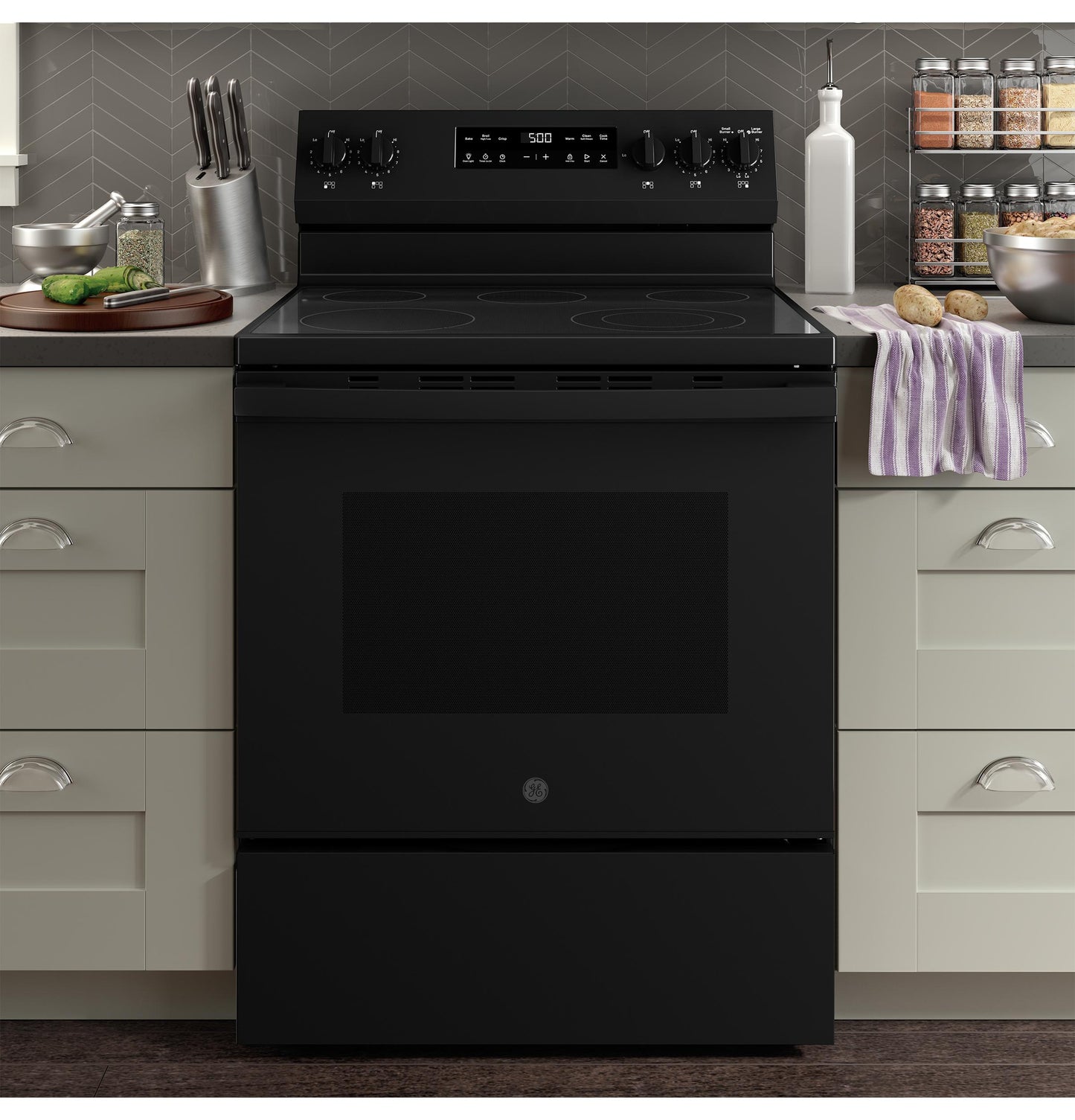 Ge Appliances GRF500PVBB Ge® 30" Free-Standing Electric Range