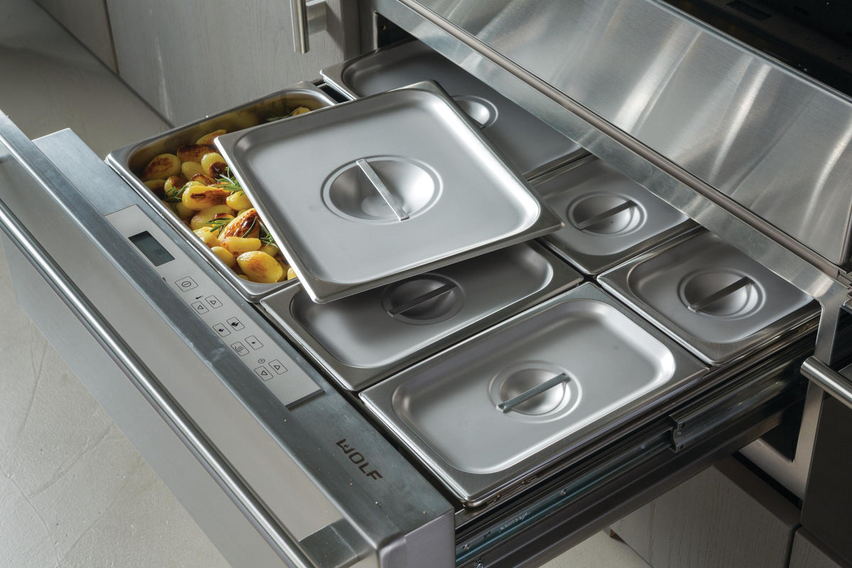 Wolf WWD3050O 30" Indoor/Outdoor Warming Drawer