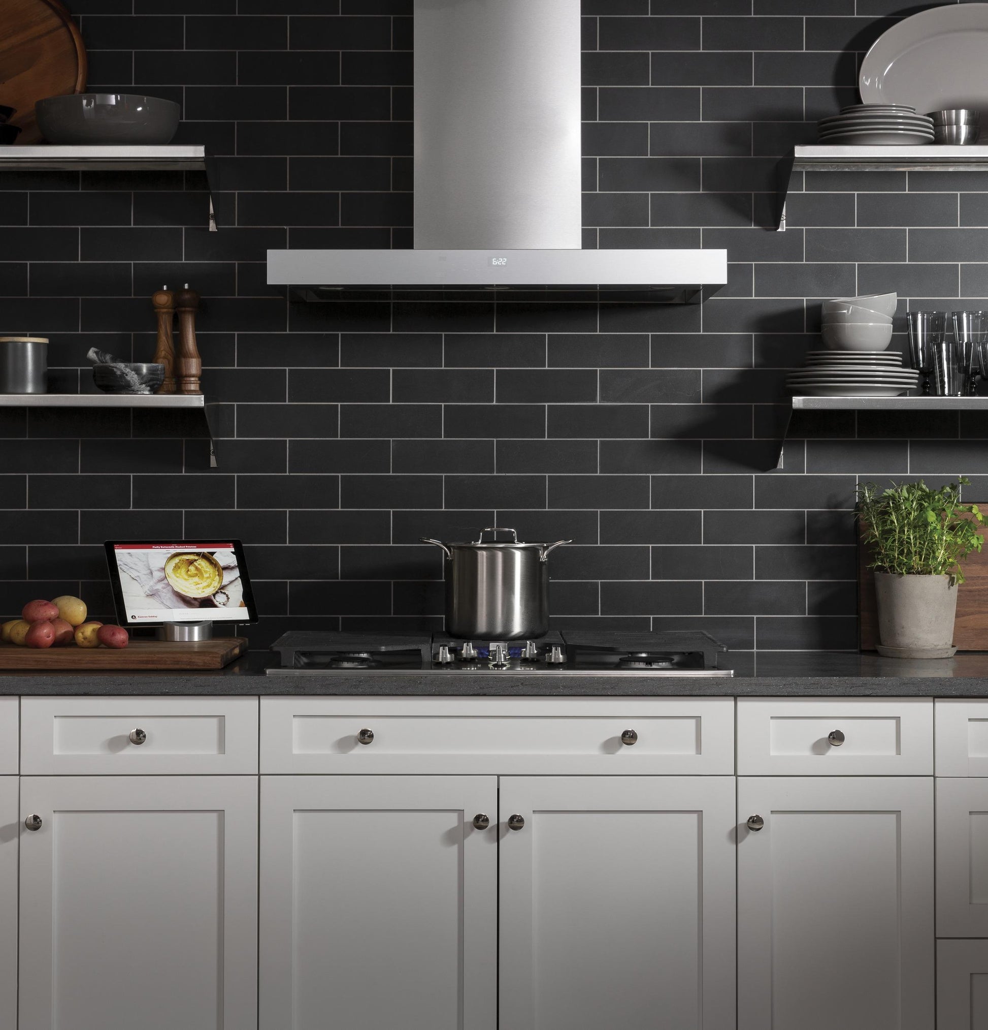 Cafe ç 36" Smart Designer Wall Mount Hood W/ Perimeter Venting