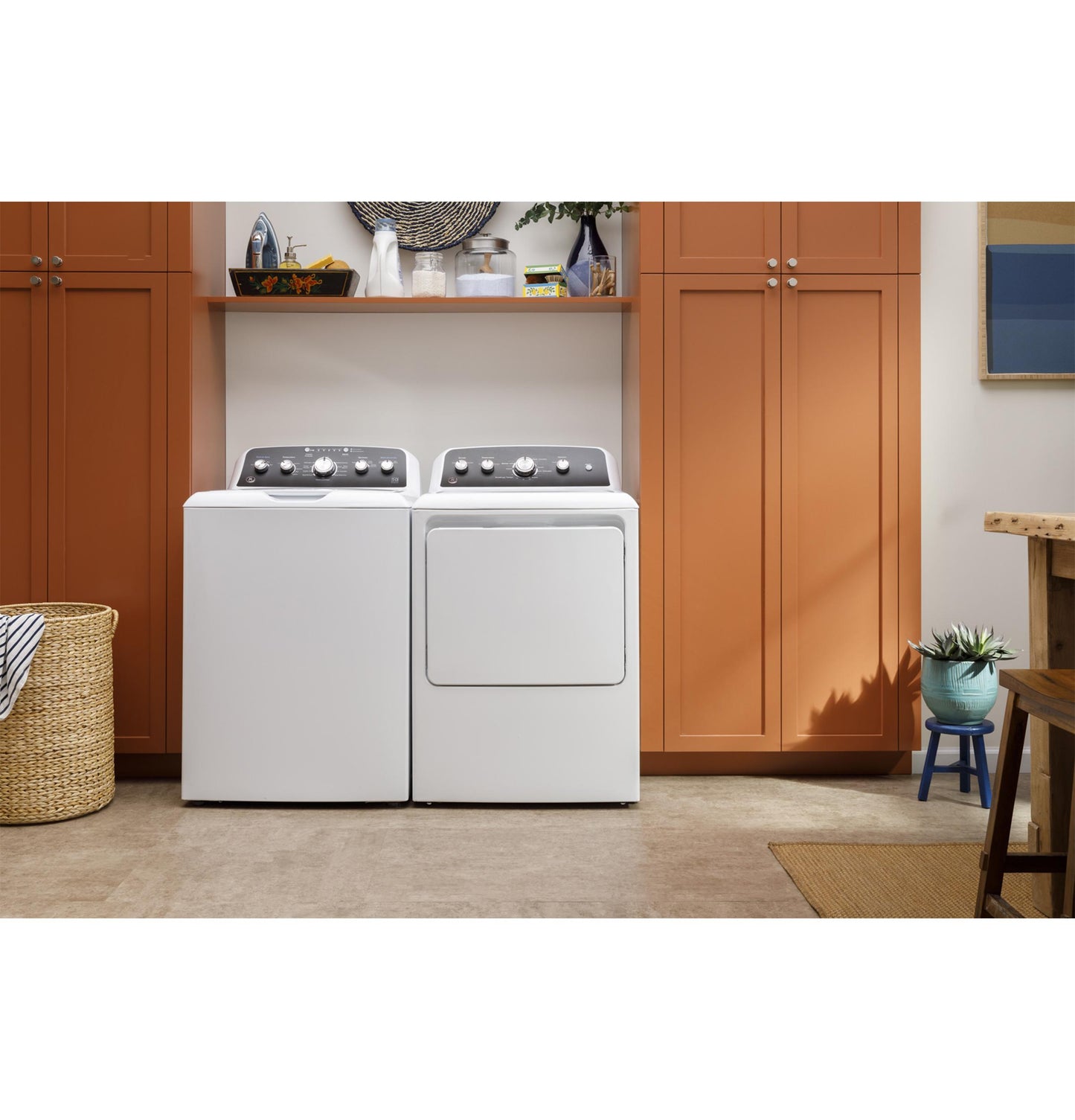 Ge Appliances ETW485ASWWB Ge® 4.5 Cu. Ft. Capacity Washer With Spanish Panel And Wash Modes Soak And Power