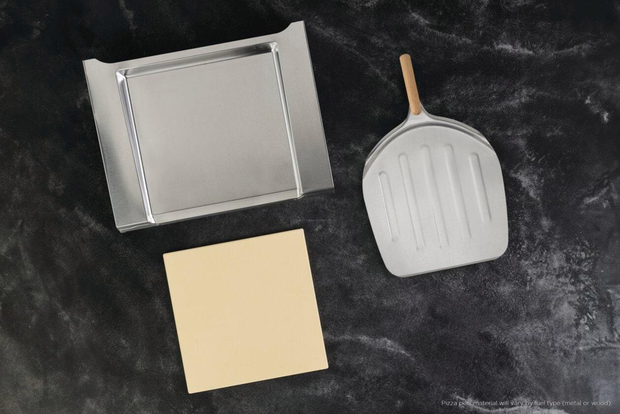 Frigidaire GCFG3070BF 30" Front Control Gas Range With Stone-Baked Pizza