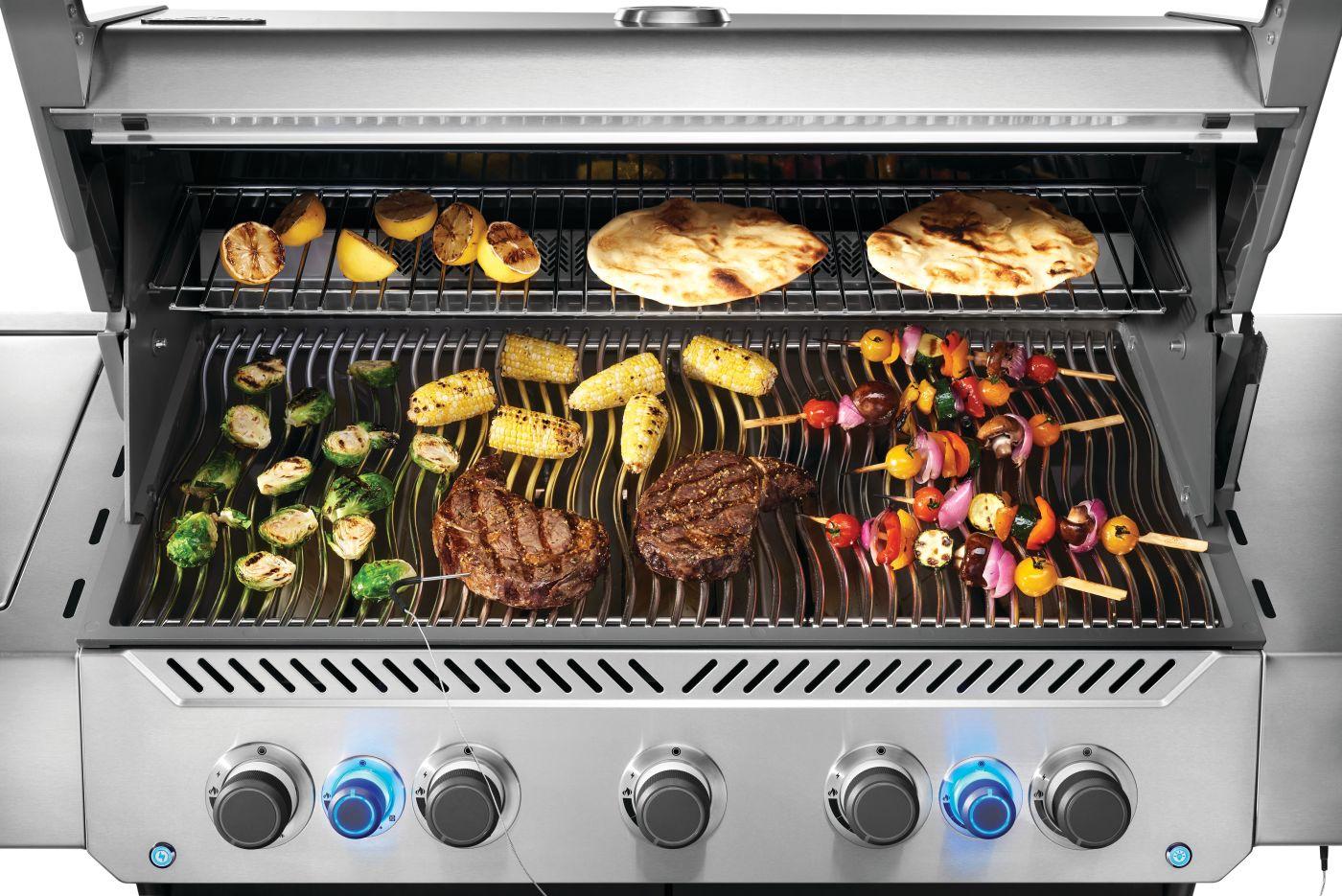 Napoleon Bbq P665VRSIBNSS Prestige 665 Rsib With Infrared Side And Rear Burner , Natural Gas, Stainless Steel