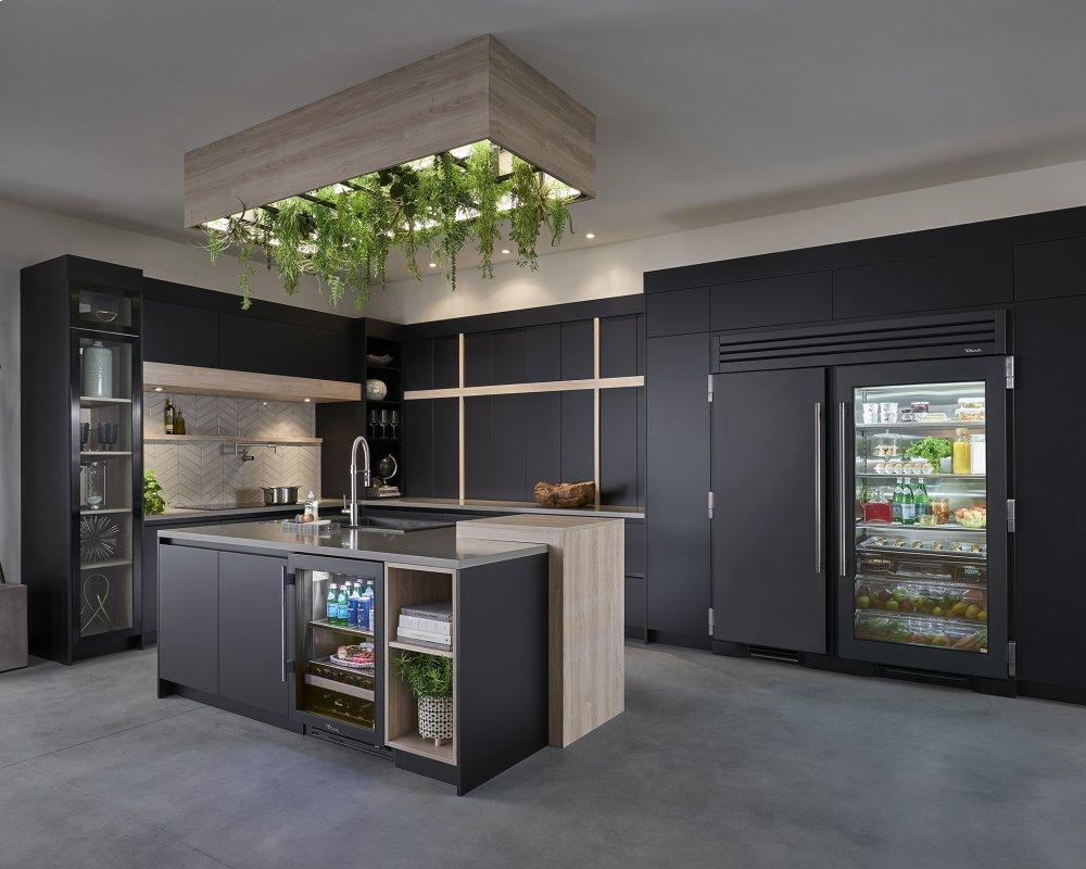 True Residential TR30FRZRSSC 30 Inch Solid Stainless Door Right Hinge Freezer Column