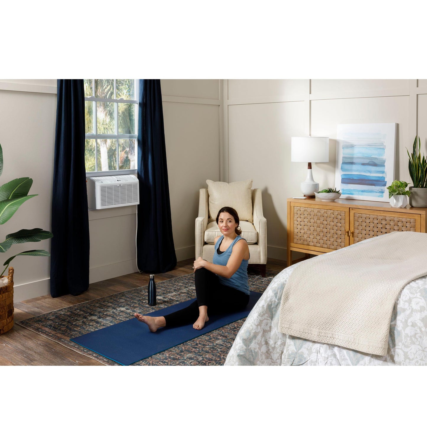 Ge Appliances AHEL08BB Ge® 8,000 Btu Ultra Quiet Window Air Conditioner For Medium Rooms Up To 350 Sq. Ft.