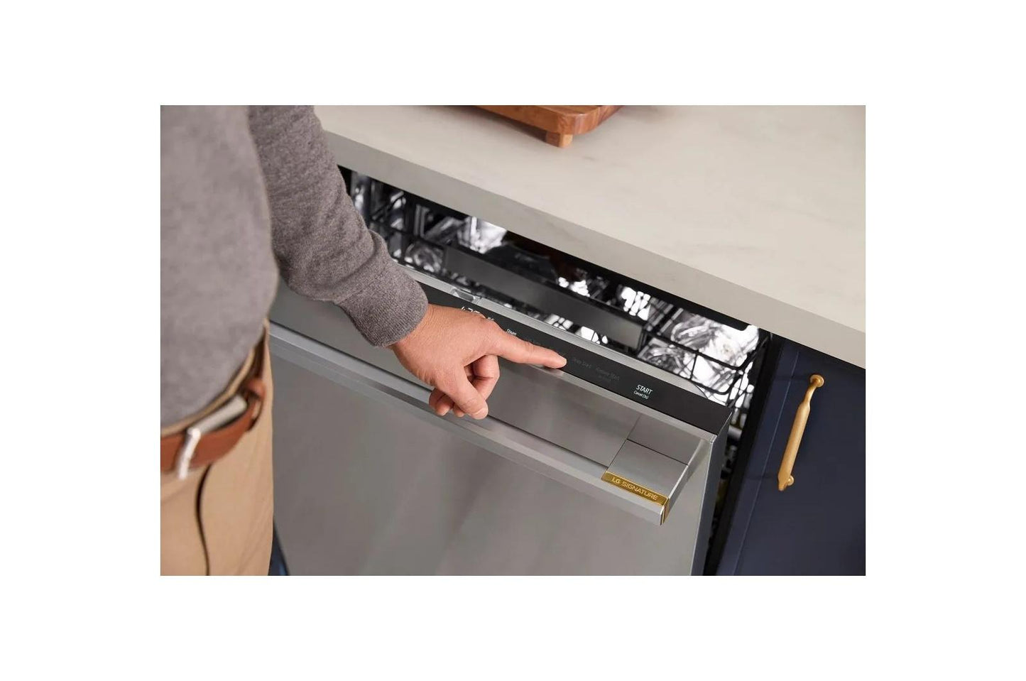 Lg SDNTH981S Lg Signature Flushfit™ Dishwasher With 1-Hour Wash & Dry, Quadwash® Pro, And Dynamic Heat Dry™ With Autovent™ Dry