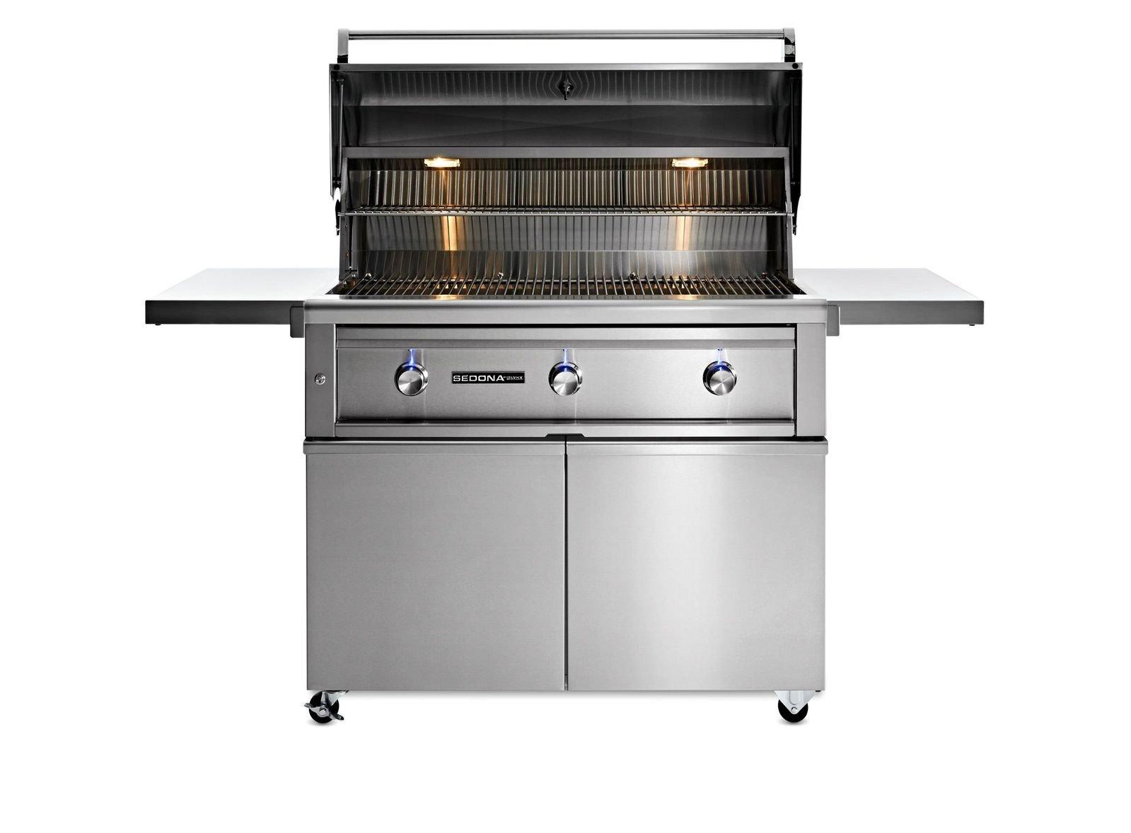 Lynx L701PSFLP 42" Sedona Freestanding Grill And Cart With 1 Prosear Infrared Burner And 2 Stainless Steel Burners (L701Psf)