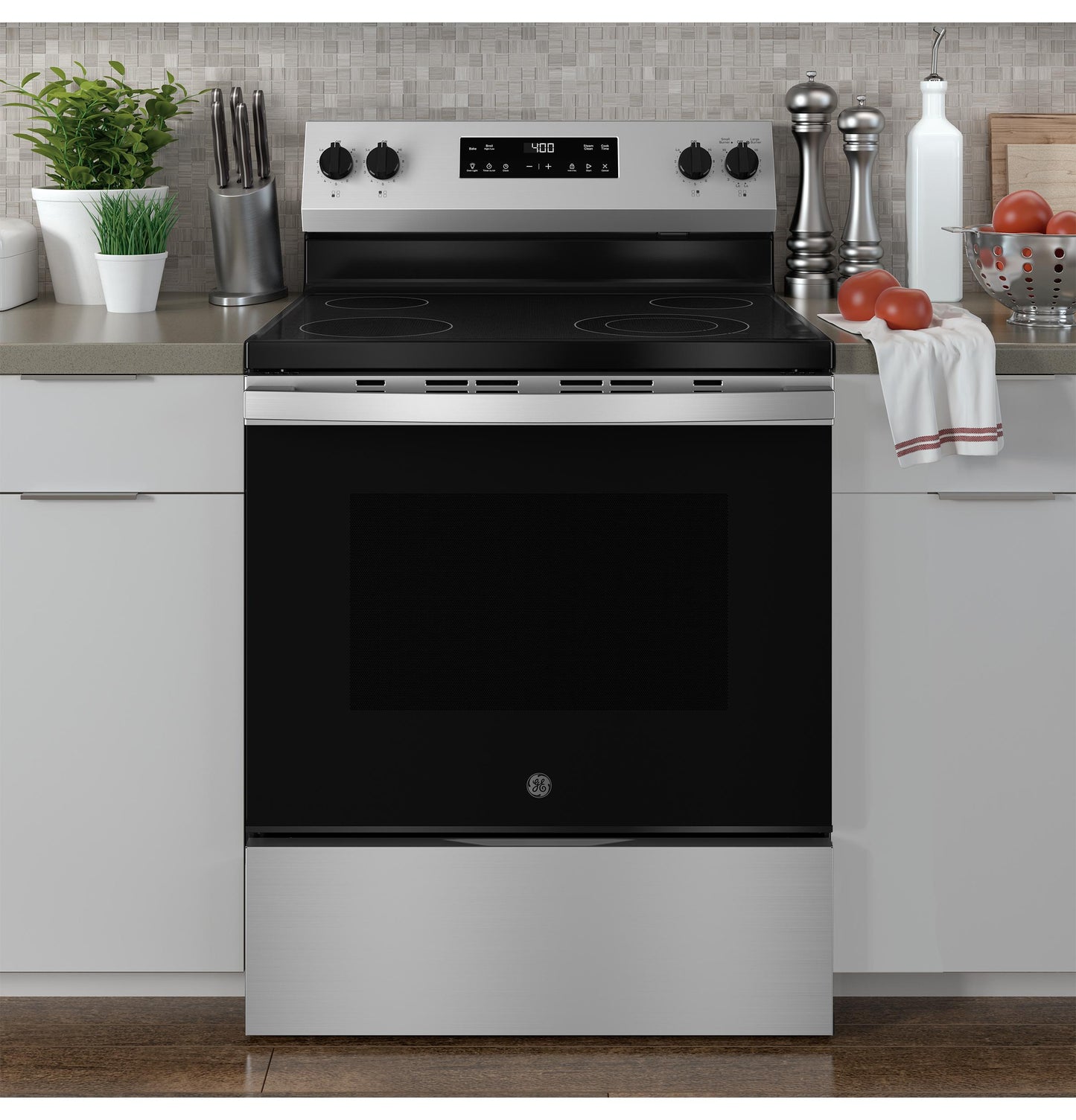 Ge Appliances GRF400SVSS Ge® 30" Free-Standing Electric Range