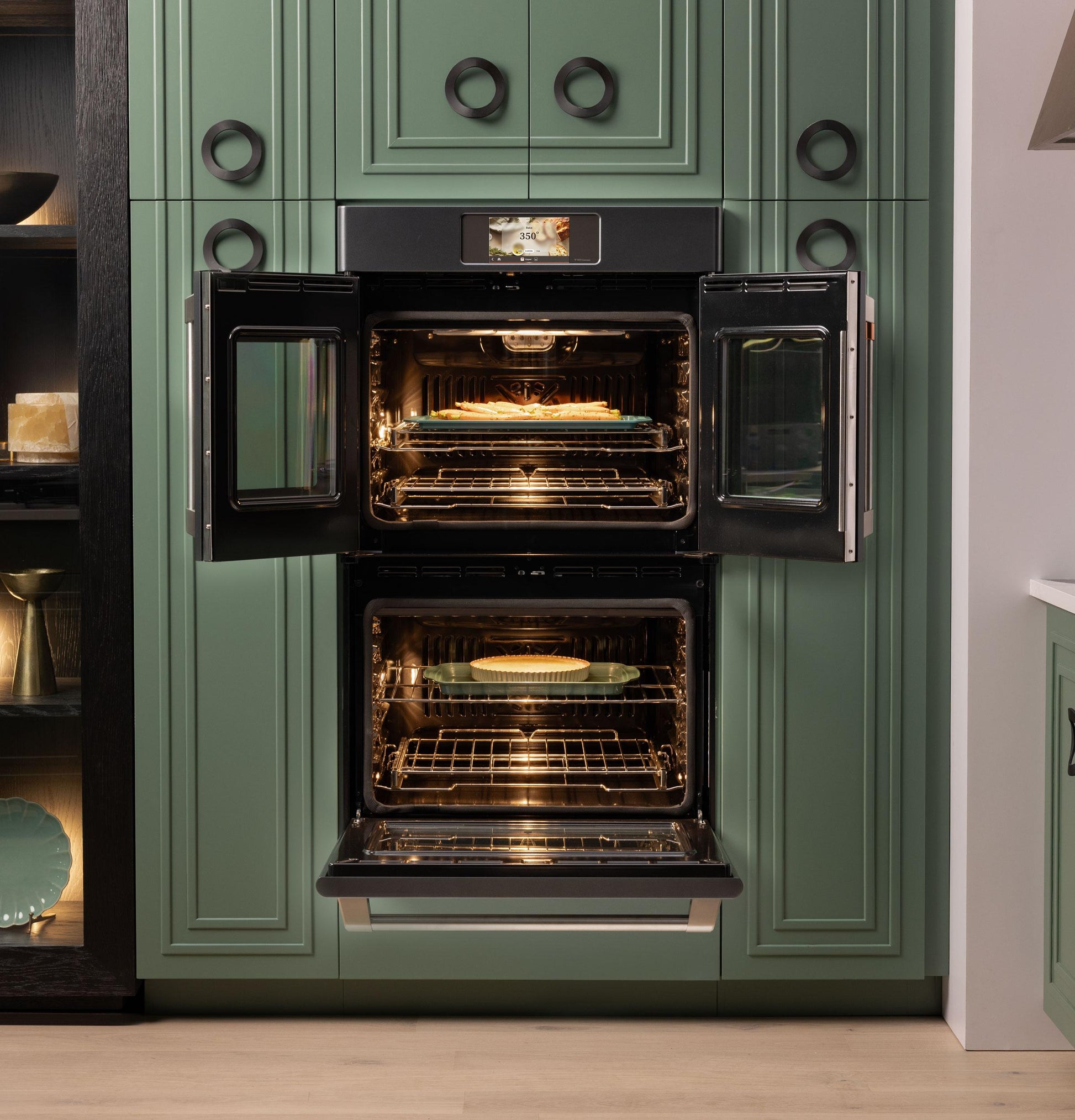 Cafe CTD90FP3ZD1 Café™ Professional Series 30" Smart Built-In Convection French-Door Double Wall Oven