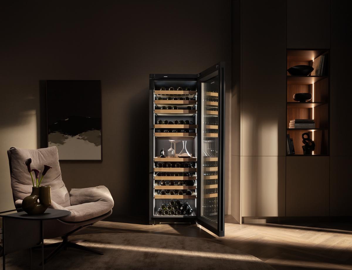 Liebherr WGB7470 Freestanding Wine