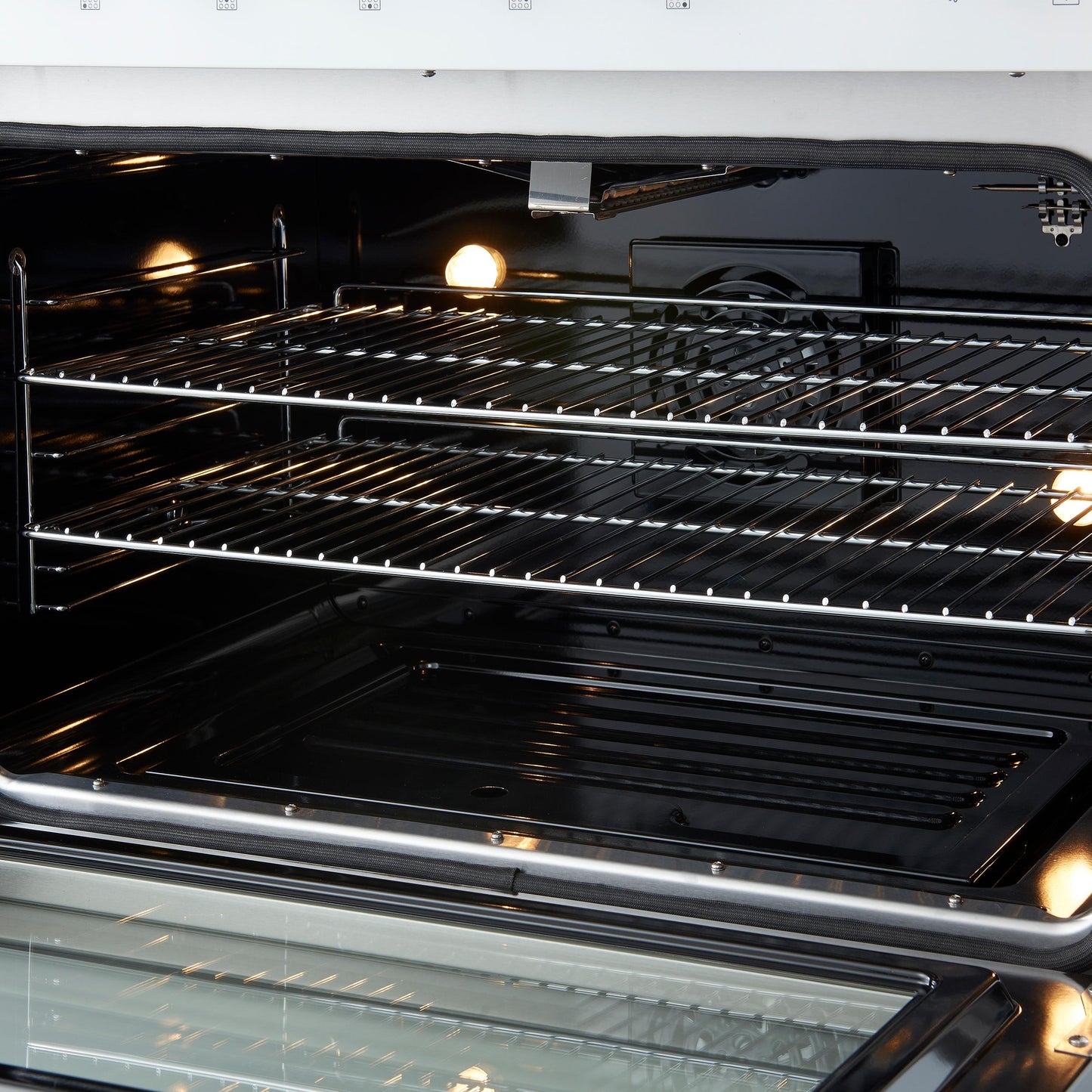 Forno FFSGS627736WHT Marco 36-Inch Gas Range White & Antique Brass Design, 6 Burners 67,000 Btu, 5.36 Cu.Ft. Convection Oven