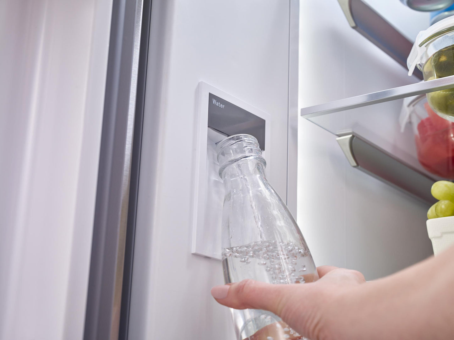 Bosch B36CL84ENG 800 Series, French Door Bottom Mount Refrigerator, Glass Door, 36'', Stainless Steel