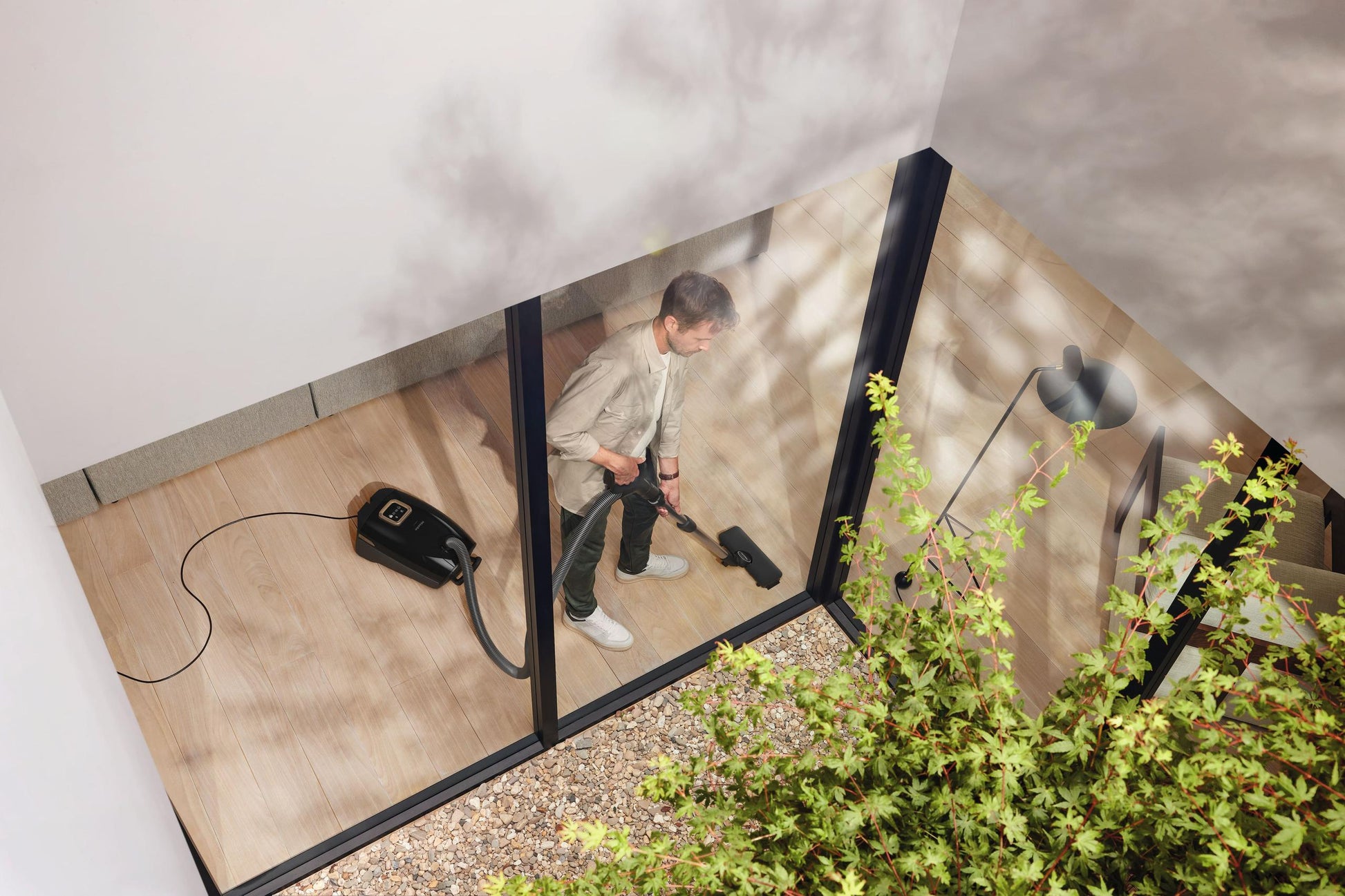 Miele GUARDL1ALLFLOOROB Guard L1 Allfloor Obsidian Black - Canister Vacuum Cleaners Powerful Dynamicdrive One Brush For All Types Of Flooring