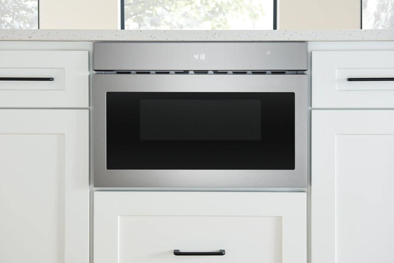 Frigidaire UMBW2411AS 24" Built-In Drawer Microwave