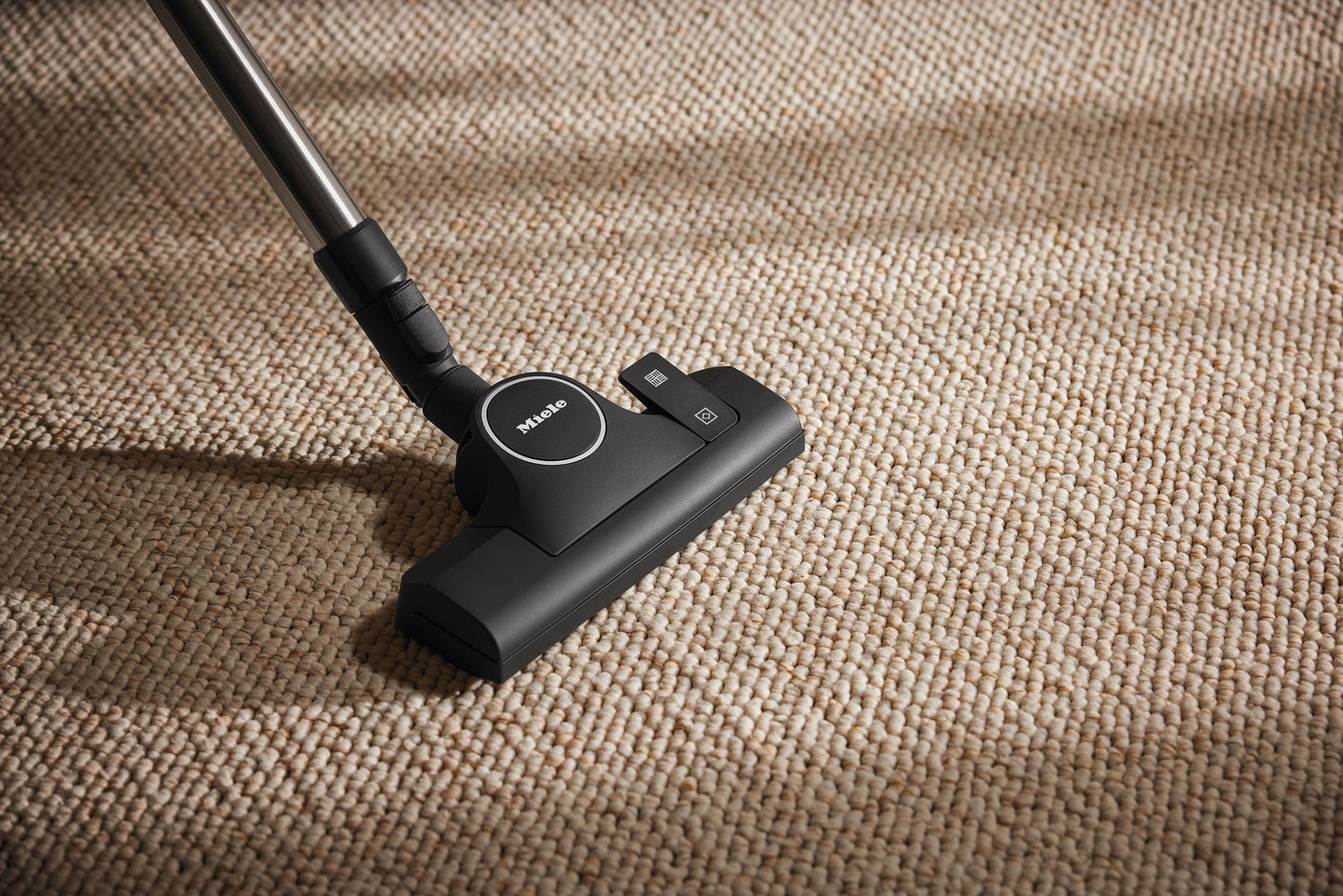 Miele SBD3653 Allteq - Universal Floorhead - For Extremely Effortless Vacuuming.