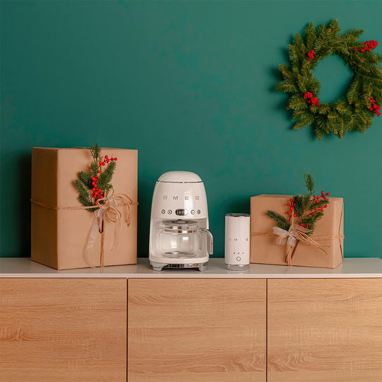 Smeg DCF02CRUS Drip-Filter Coffee Machine Cream Dcf02Crus