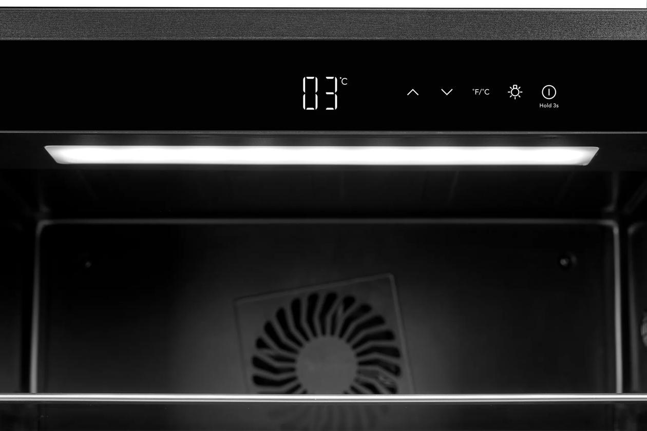 Frigidaire FRYB4626AS 144 Can Beverage Center